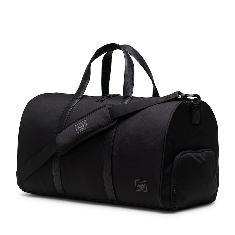 Túi trống Herschel Novel TM Duffle Standard M Black Tonal