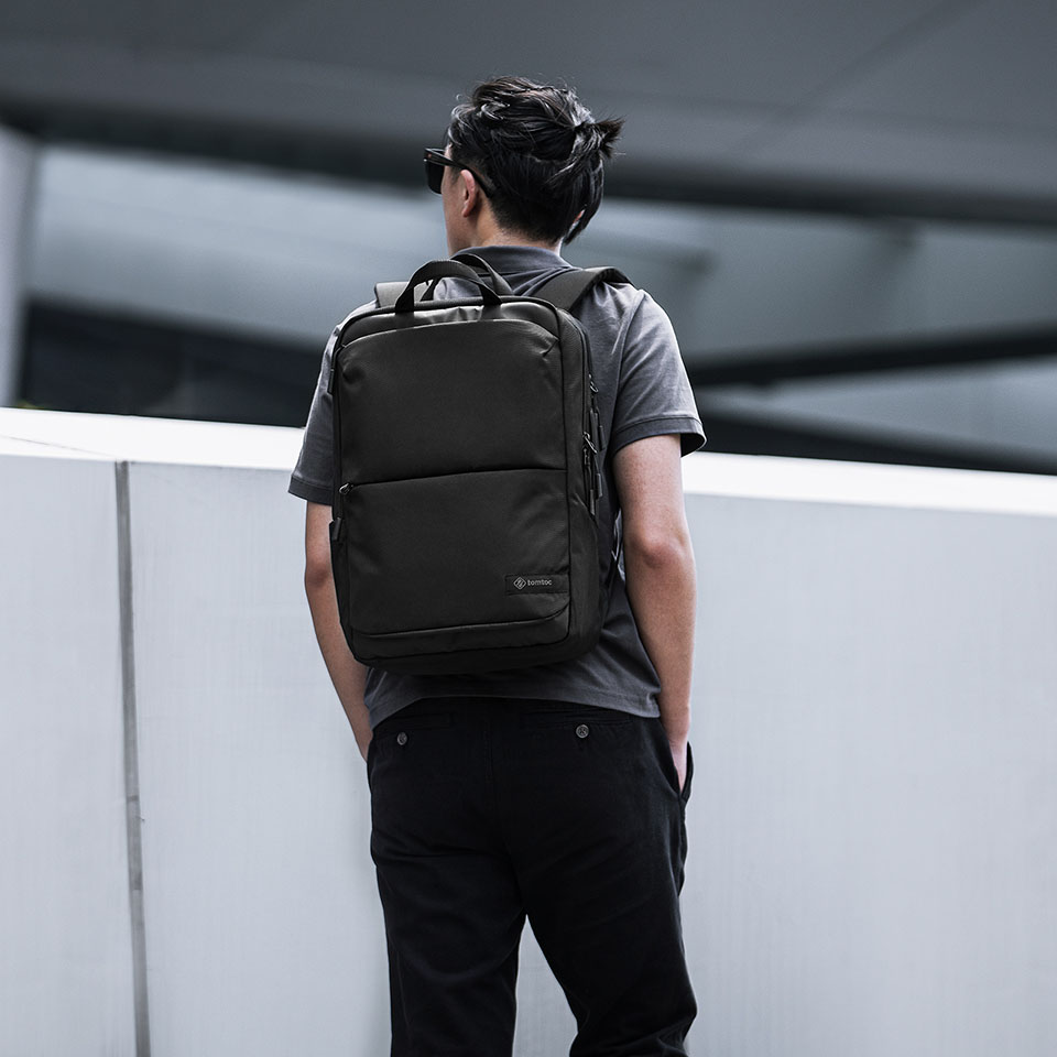 Balo Tomtoc H71-E01D Premium Commuting Travel 16-inch M Black
