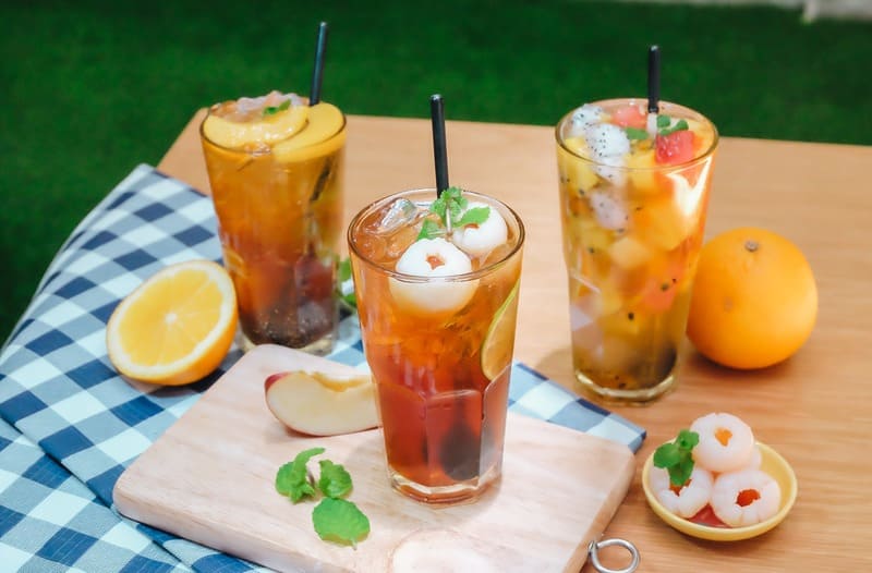 10AM Cafe: Tiệm cafe độc lạ cùng trải nghiệm đua xe mô hình 4