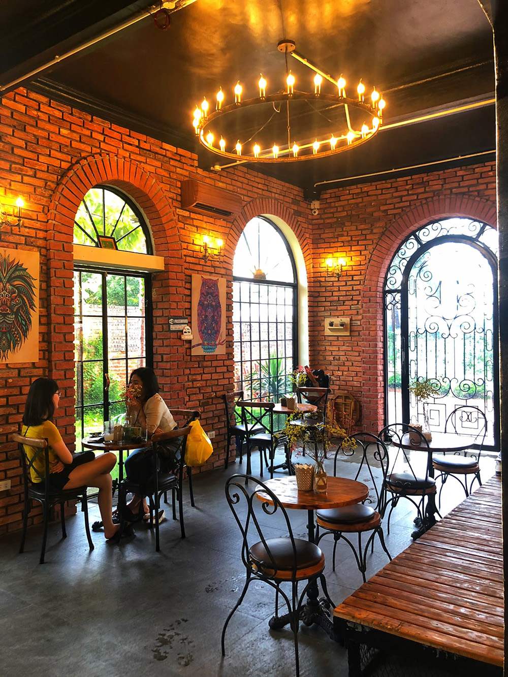 2 Banhs Coffee Hải Phòng và không gian studio siêu chất 2