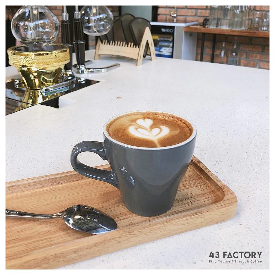 43 Factory Coffee Roaster - Xưởng cà phê rang xay độc đáo ở Đà Nẵng 12