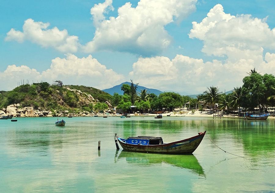 Top 5 bãi biển Nha Trang với vẻ đẹp tự thiên đường khiến bao người thương nhớ 3