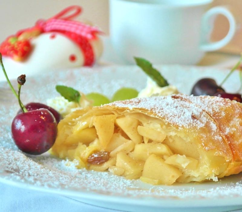 Apfelstrudel: Món tráng miệng huyền thoại của Vienna 4