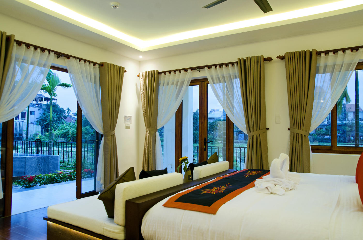 Azumi Villa Hội An - Khách sạn 3 sao ấm cúng dành cho gia đình 27