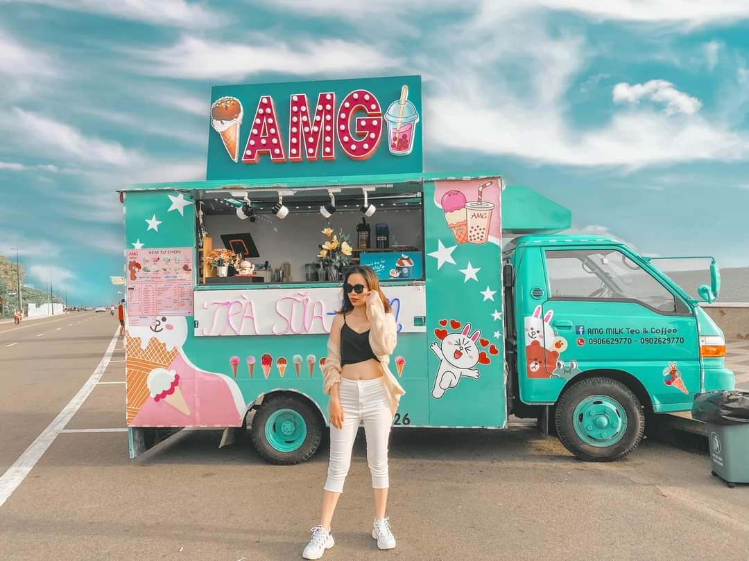 Check-in Địa điểm sống ảo :Con đường xe kem mới lạ tại Thành phố biển Vũng Tàu 16