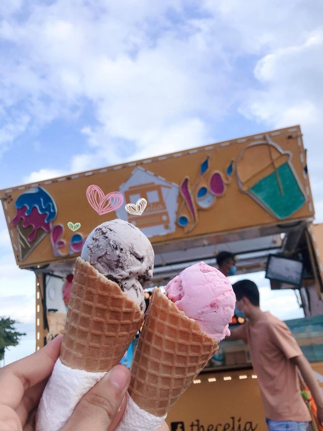 Check-in Địa điểm sống ảo :Con đường xe kem mới lạ tại Thành phố biển Vũng Tàu 17