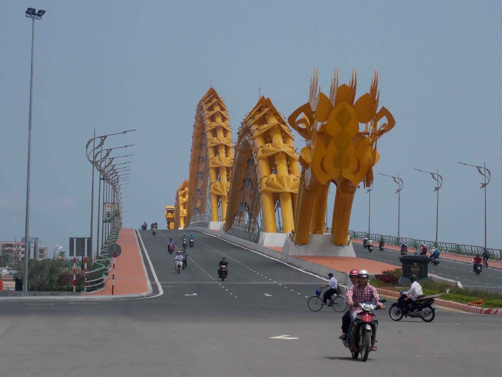 Cầu Rồng - Biểu tượng văn hóa đầy sống động của thành phố Đà Nẵng 5