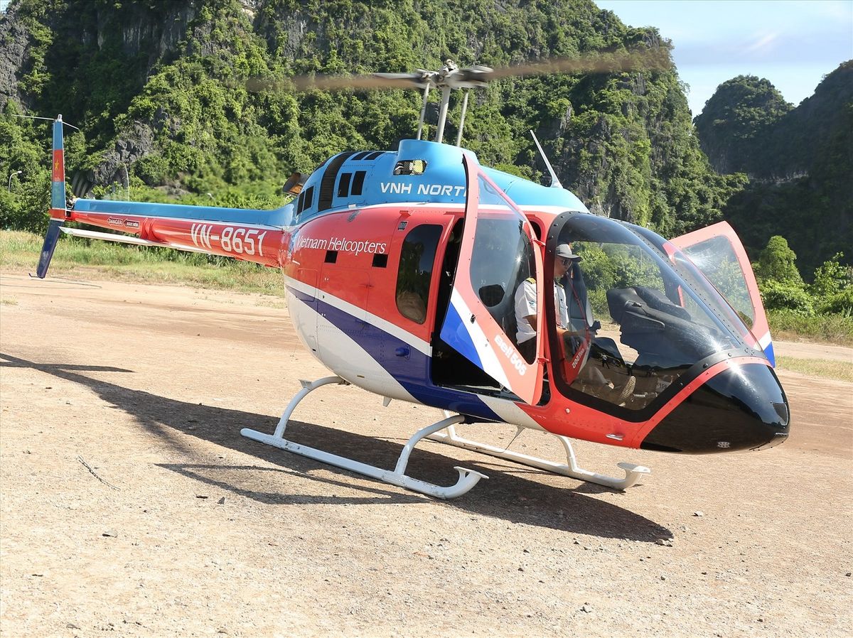 Đến Ninh Bình ngồi trực thăng khám phá Tràng An, bạn đã thử chưa? 3