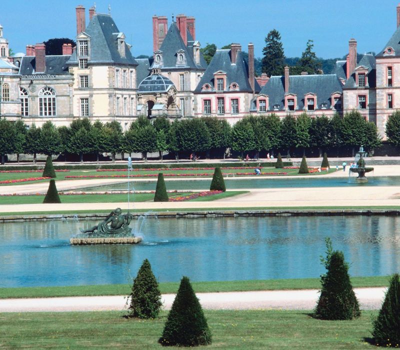 Fontainebleau, hành trình khám phá lâu đài hoàng gia nước Pháp 5