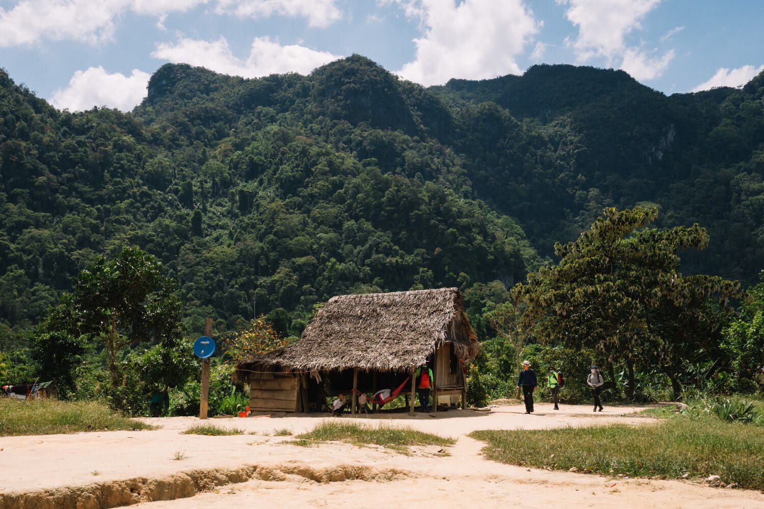 Gợi ý lịch trình trekking Hang Én 2N1Đ cực an toàn 2