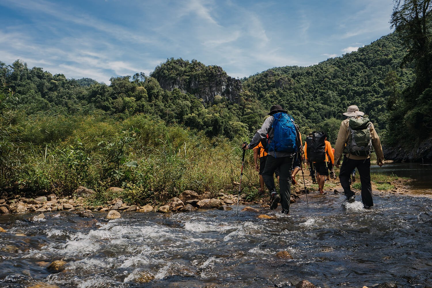 Gợi ý lịch trình trekking Hang Én 2N1Đ cực an toàn 3