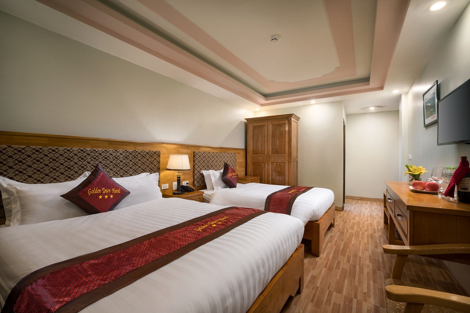 Golden Town Hotel – Khách sạn 3 sao với phong cách kiến trúc ấn tượng 11