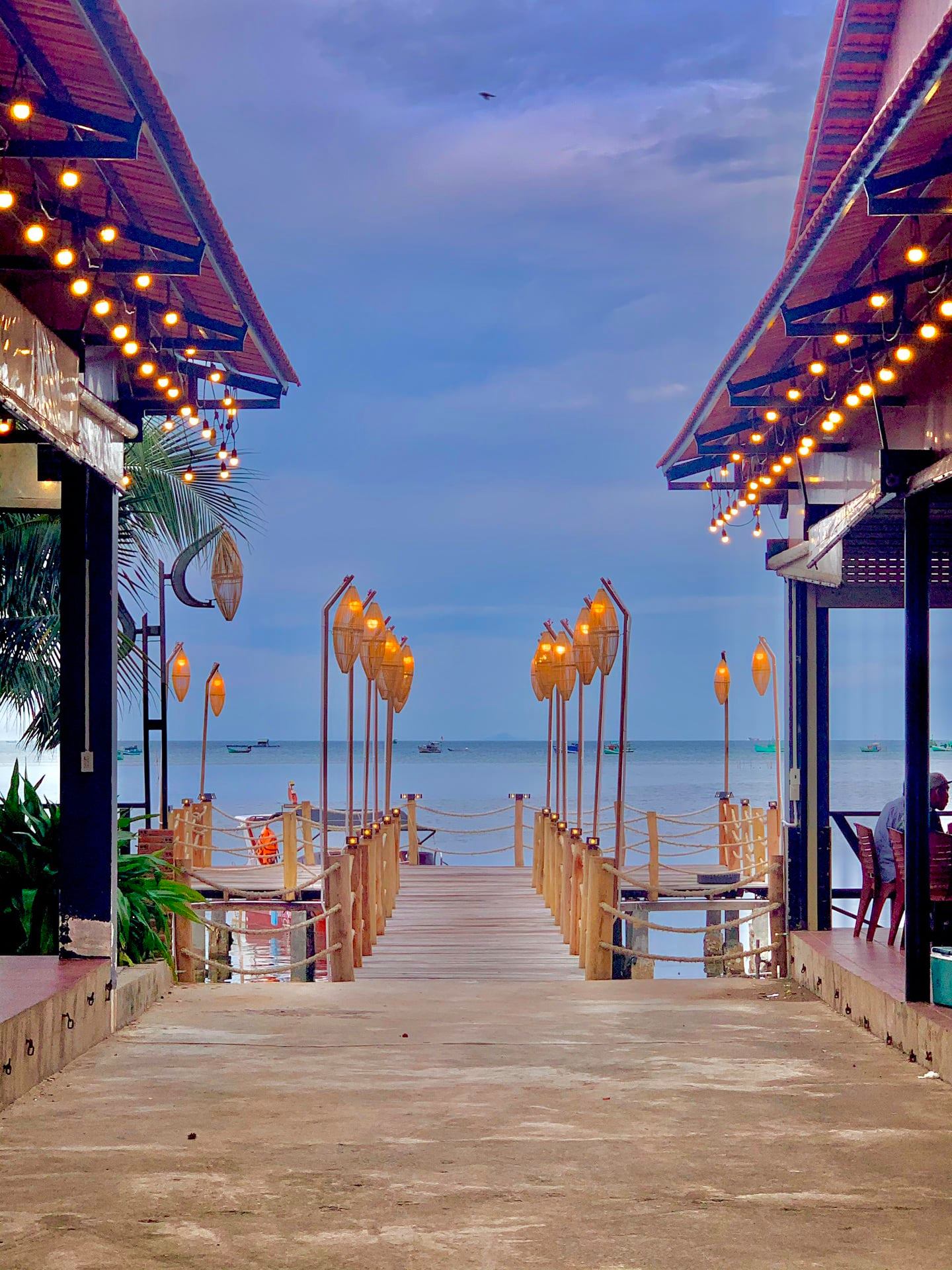 Hạnh Nhung Luxury Restaurant - Chuỗi nhà hàng có thiết kế đẹp và rộng nhất Phú Quốc 17