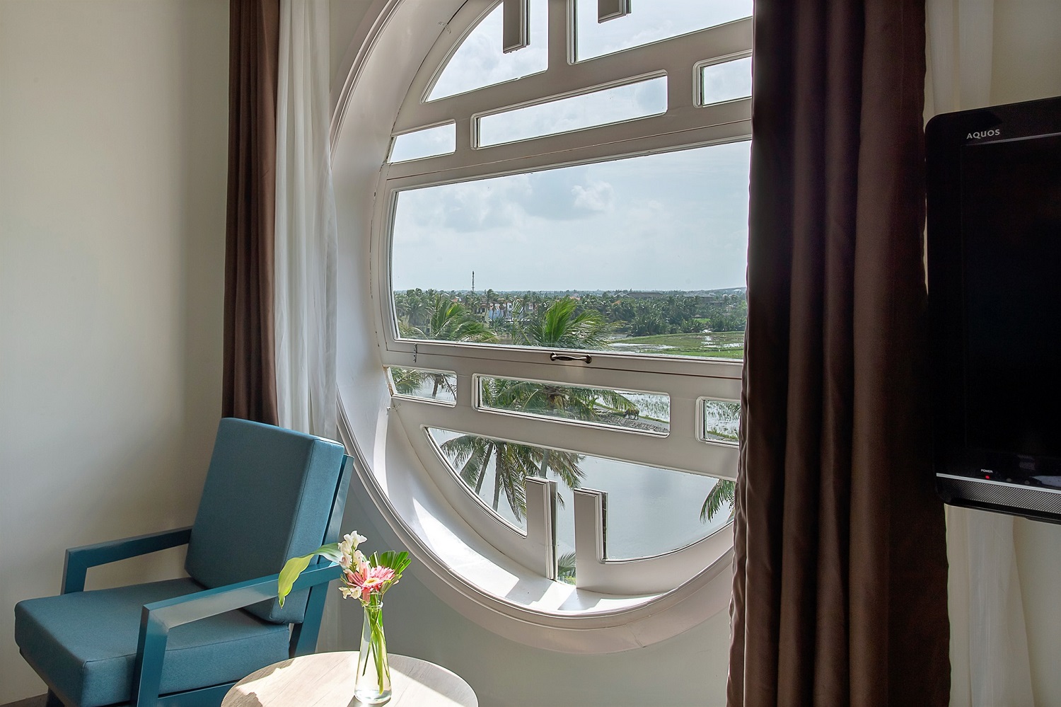 Hoi An Aurora Riverside Hotel & Spa – Khách sạn 3 sao có nhiều góc sống ảo mộng mơ 23