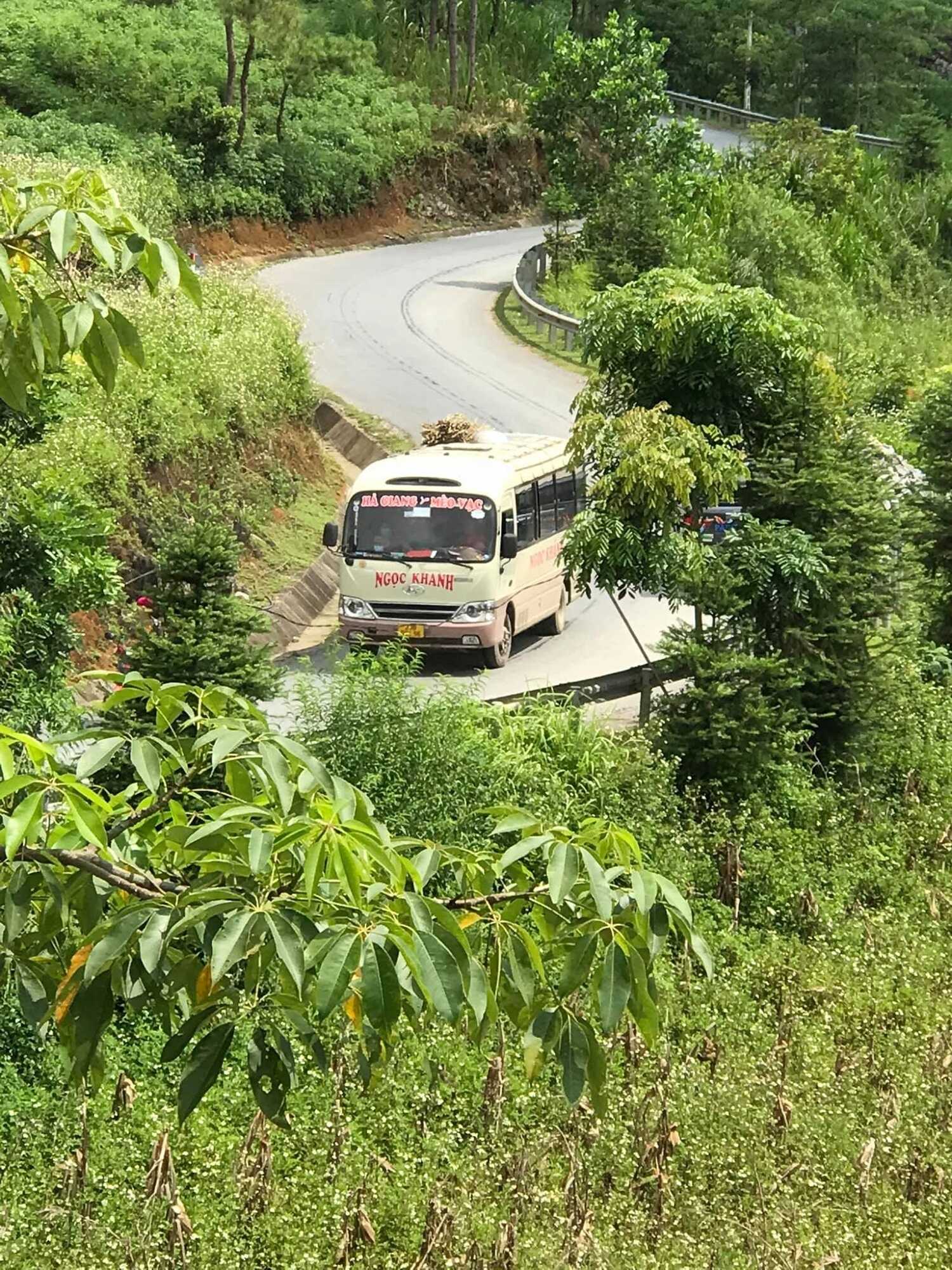 Hướng dẫn đi Quản Bạ - Yên Minh - Mèo Vạc từ Hà Giang bằng xe khách 7