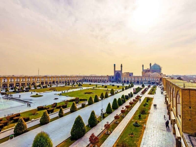 Về Isfahan thưởng thức giai điệu Ba Tư hùng tráng 4