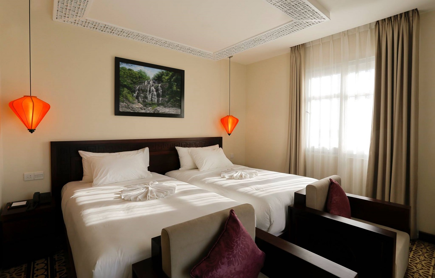 Khách sạn Royal Riverside – Khách sạn 4 sao nằm cạnh sông Thu Bồn 7