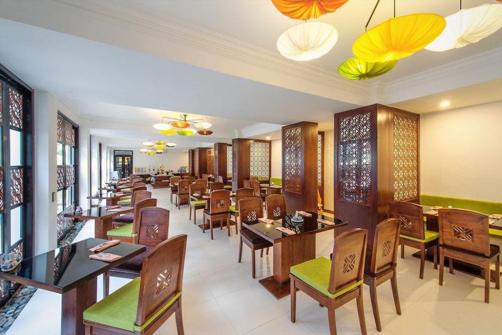 Khách sạn Vĩnh Hưng 2 - Khách sạn 3 sao cách trung tâm 500m với phong cách Á Đông đặc biệt 16