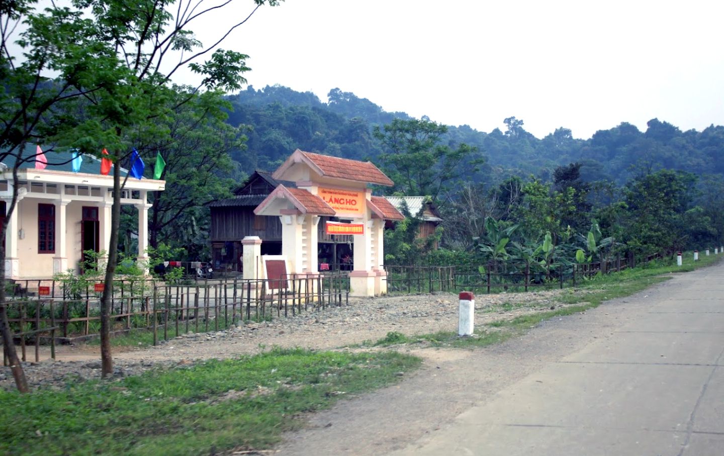 Làng Ho Lệ Thủy Quảng Bình, bản làng đặc biệt bên dãy Trường Sơn 4