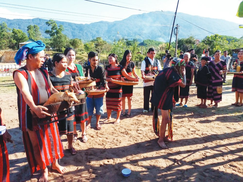 Lễ hội Tết A Za - Lễ hội Đón năm mới của người đồng bào Pa Cô ở Thừa Thiên - Huế 3