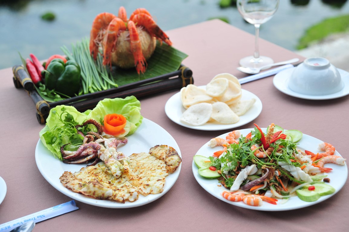 Nha Trang View Restaurant - Nhà hàng được đánh giá cao với chứng chỉ phục vụ xuất sắc 2017 33