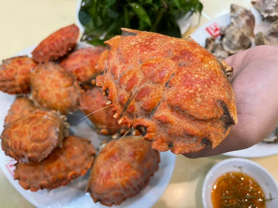 Nhà hàng Khải Hương – 'Bán đảo' hải sản nhỏ xinh với view toàn Vịnh Cửa Lục 6