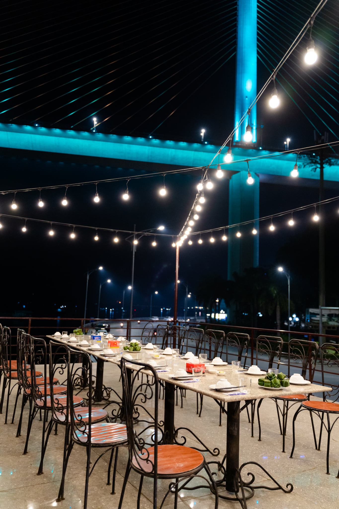 Nhà hàng Khải Hương – 'Bán đảo' hải sản nhỏ xinh với view toàn Vịnh Cửa Lục 15