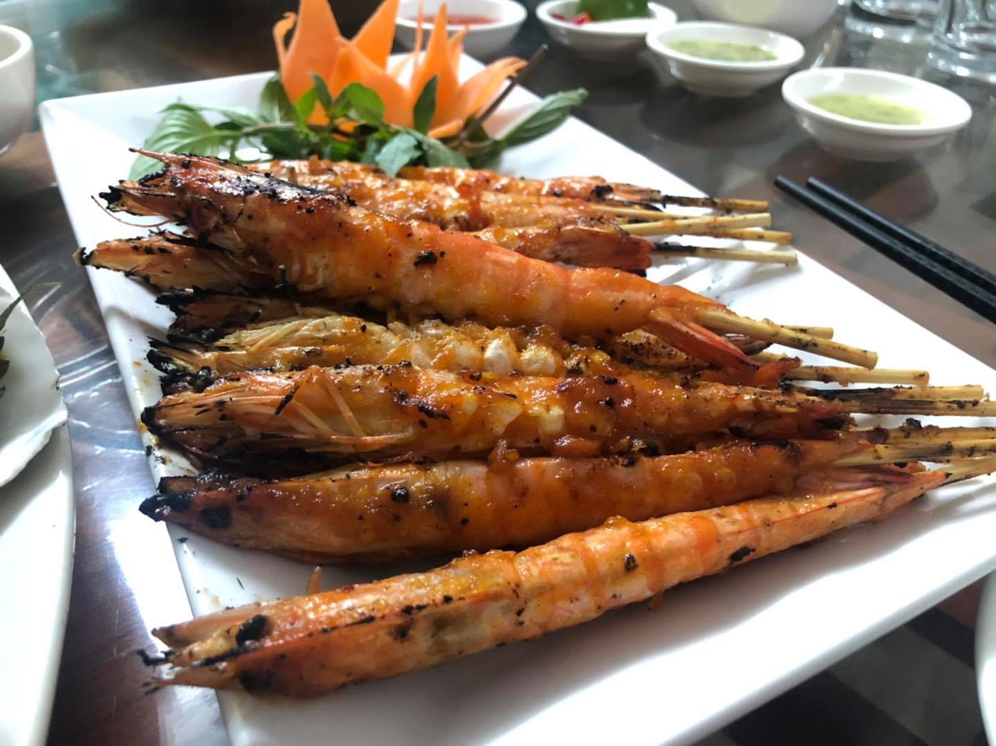 Nhà hàng Khải Hương – 'Bán đảo' hải sản nhỏ xinh với view toàn Vịnh Cửa Lục 28