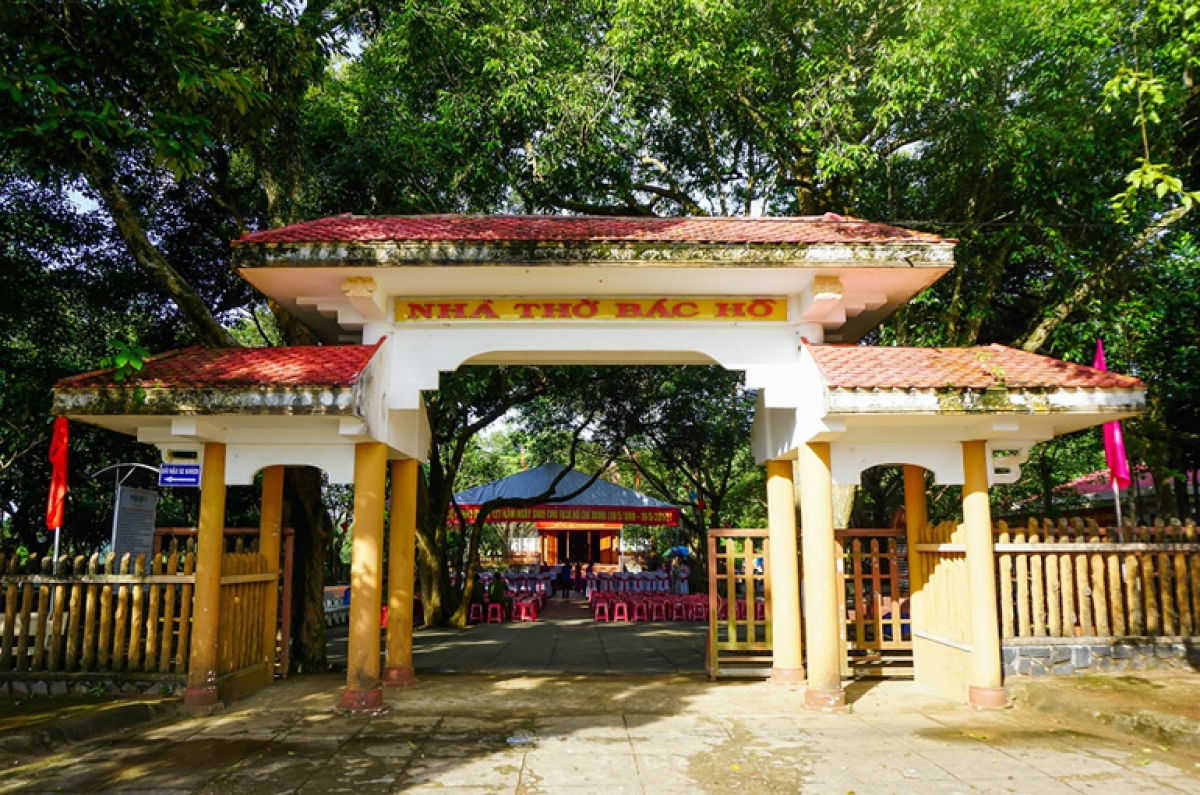 Nhà thờ Bác Hồ Phú Yên - Địa điểm tưởng nhớ vị cha già dân tộc đặc biệt xứ Nẫu 2