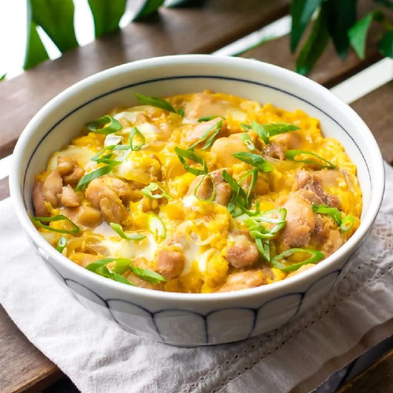 Oyakodon là gì? Món cơm gà trứng đặc biệt trong ẩm thực Nhật Bản 3
