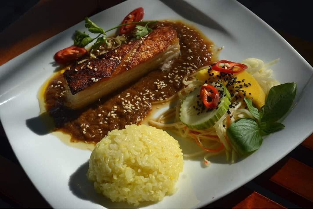 Red Dragon Restaurant Hoi An – Thưởng thức hương vị Việt theo phong cách phương Tây sang trọng 8