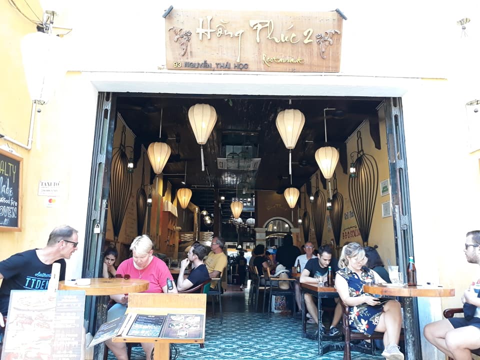 Restaurant & Bar Hồng Phúc II Hoi An - Nhà hàng ngon giá rẻ được đánh giá cao ở phố Hội 2