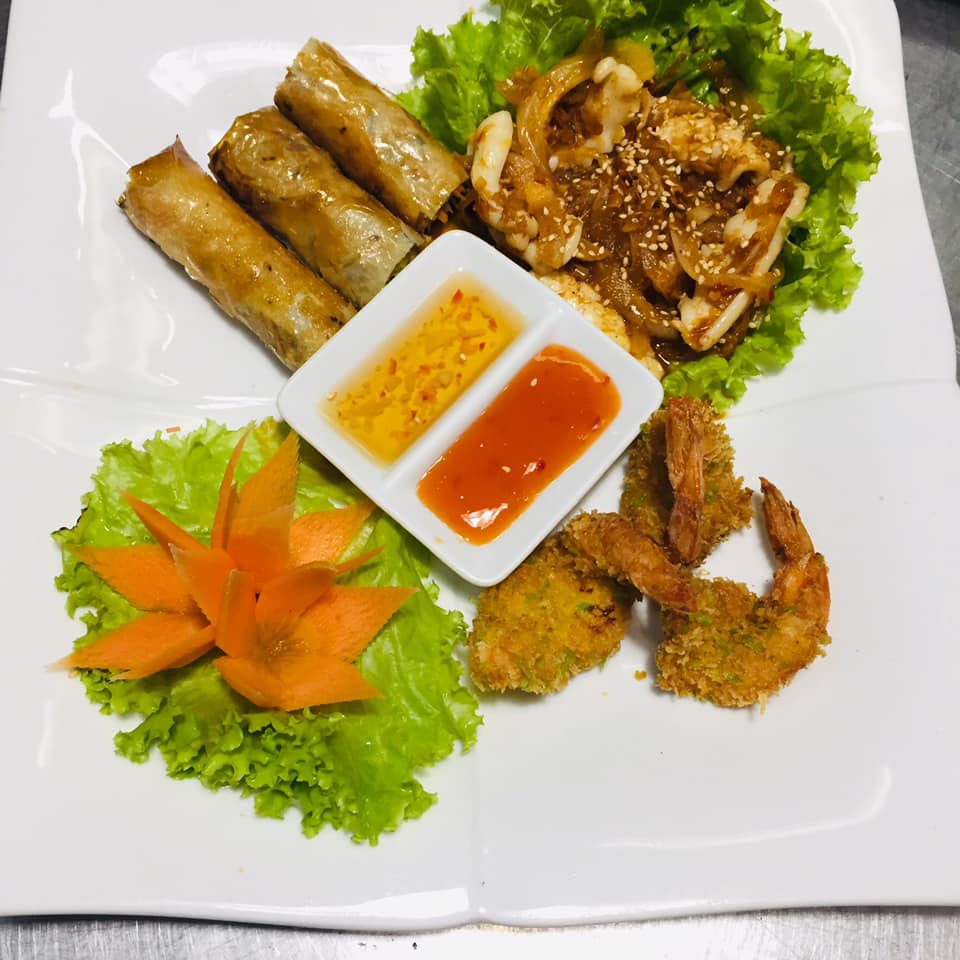Restaurant & Bar Hồng Phúc II Hoi An - Nhà hàng ngon giá rẻ được đánh giá cao ở phố Hội 17