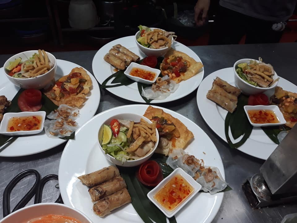 Restaurant & Bar Hồng Phúc II Hoi An - Nhà hàng ngon giá rẻ được đánh giá cao ở phố Hội 18