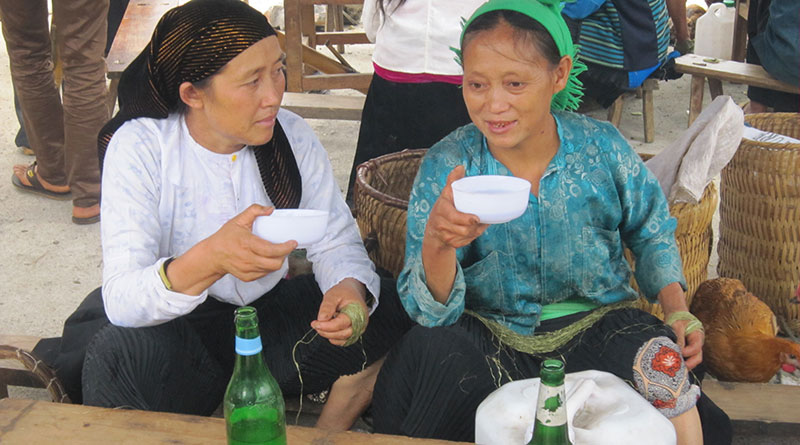 Rượu ngô Bắc Hà - Tinh hoa ẩm thực nơi cao nguyên trắng Lào Cai 3