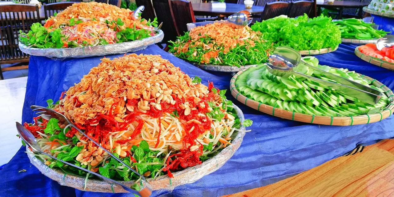 Silk Village Restaurants Hoi An - Nhà hàng phong cách cổ kính với sức chứa hơn ngàn người 8