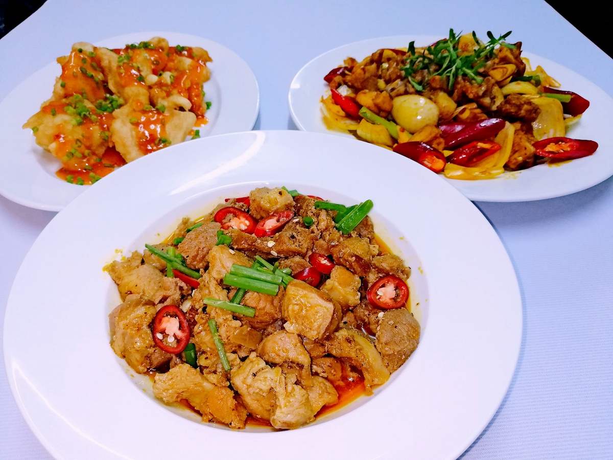 Silk Village Restaurants Hoi An - Nhà hàng phong cách cổ kính với sức chứa hơn ngàn người 9