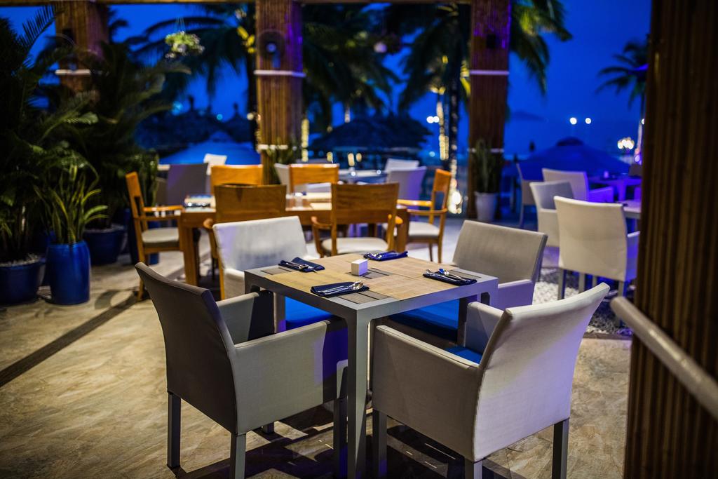 Sunrise Premium Resort Hoi An - Tận hưởng bình minh trên biển nhẹ nhàng 28