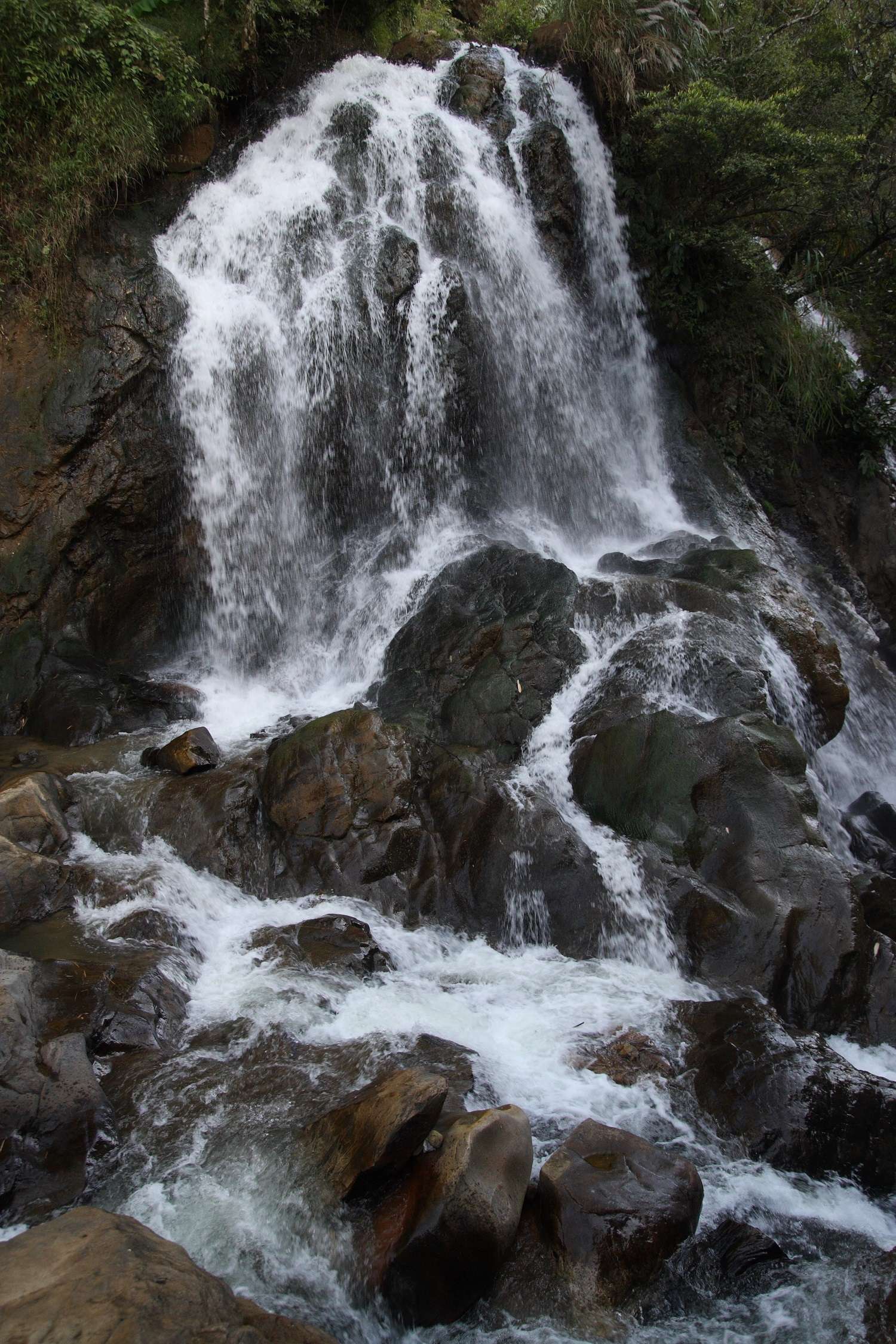Thác Tiên Sa (Thác Cát Cát) - Tiên cảnh đầy mê hoặc của con thác chảy qua bản Cát Cát 4
