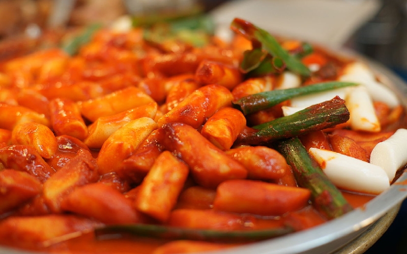 Tteokbokki Hàn Quốc gây sốt toàn cầu có gì đặc biệt? 2