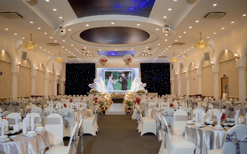 Review chi tiết chi trung tâm hội nghị tiệc cưới Á Đông Riverside 2