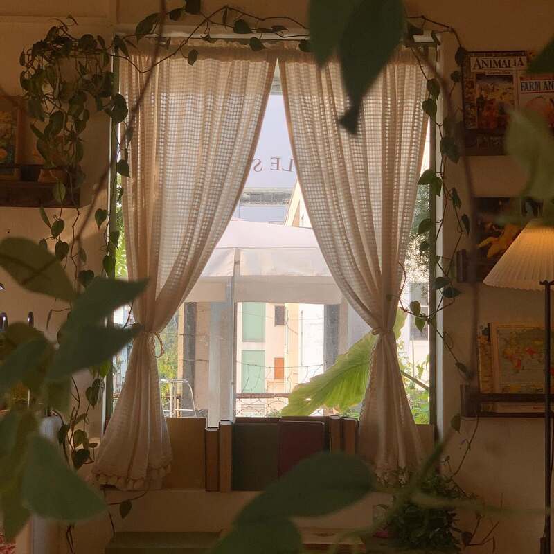 A Little Studio, quán cafe vibe tiệm sách cổ tích giữa Phú Nhuận 13