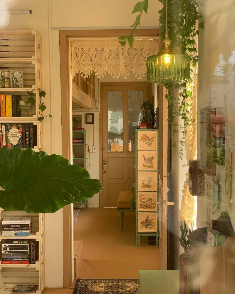 A Little Studio, quán cafe vibe tiệm sách cổ tích giữa Phú Nhuận 9