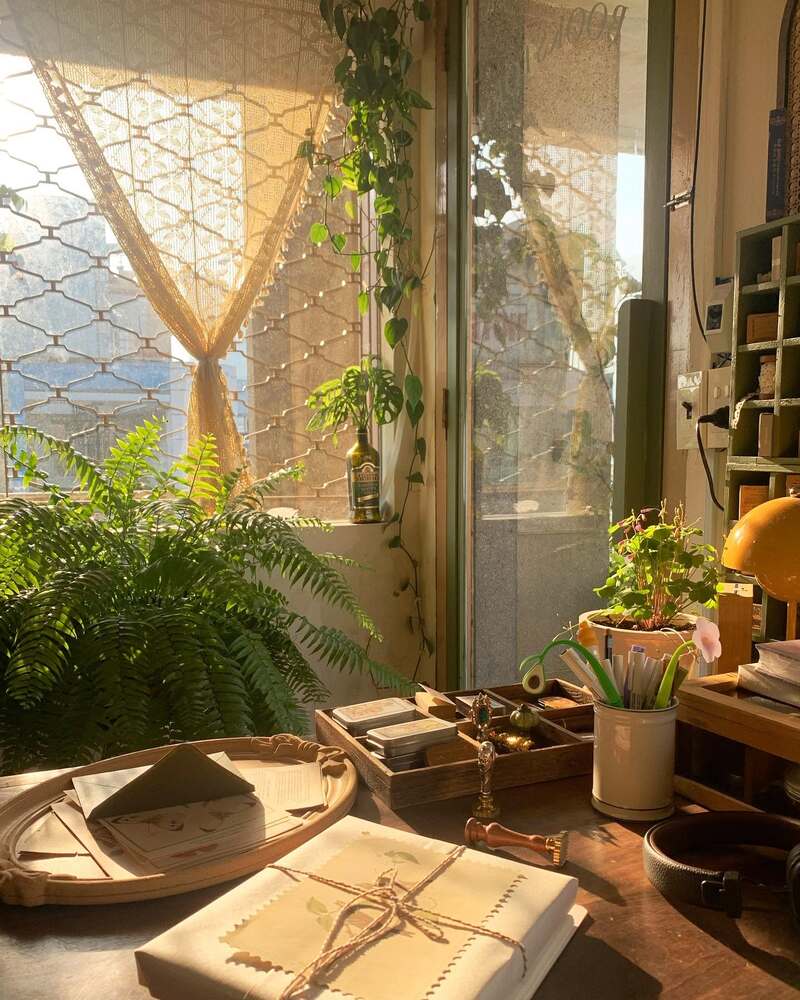 A Little Studio, quán cafe vibe tiệm sách cổ tích giữa Phú Nhuận 10