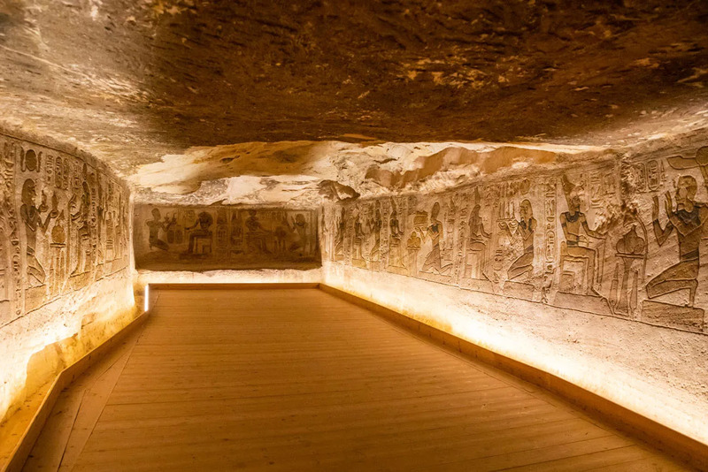 Abu Simbel quần thể đền đài đồ sộ của Pharaoh Ramses II Ai Cập 7