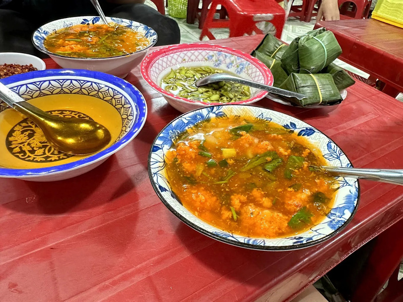 Tinh hoa ẩm thực Huế đem hương vị kể chuyện đất cố đô 7