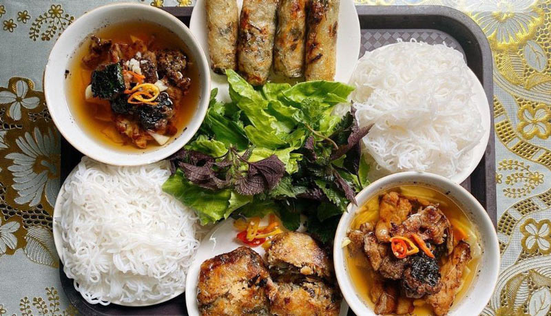Khám phá ẩm thực Việt Nam với 10 món ăn vang danh quốc tế 3