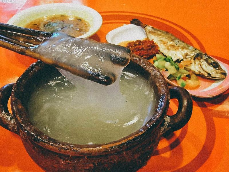 Ambuyat: Món ăn dẻo quánh lạ miệng mang đậm hương vị Brunei 2