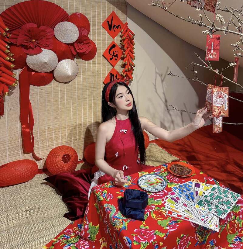 19 quán cafe trang trí Tết đẹp nhất Sài Gòn Xuân Bính Ngọ 2026 11