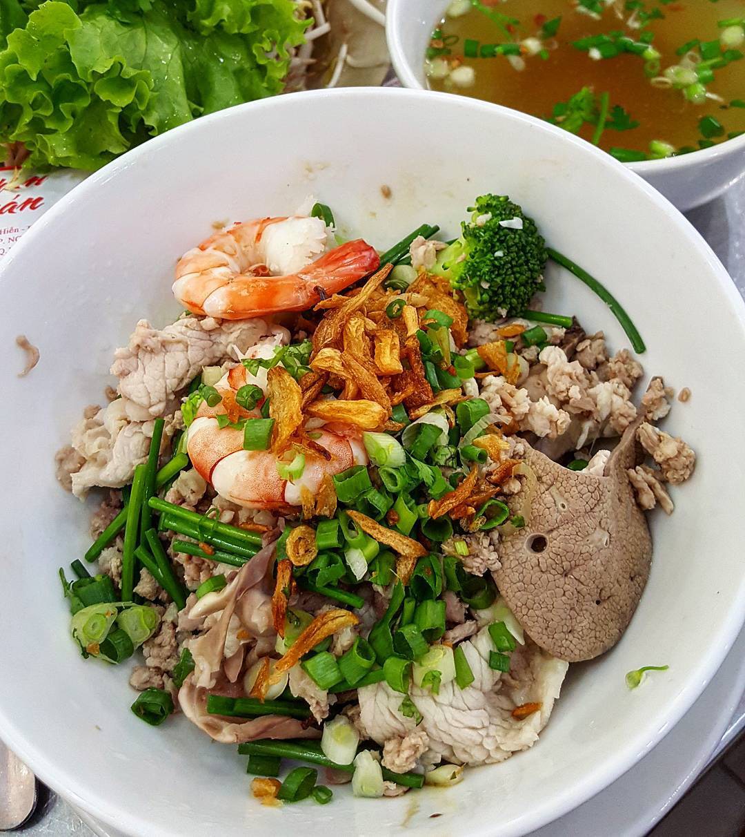Ăn gì quận 3? Check ngay 15 tọa độ ăn uống nức tiếng 7